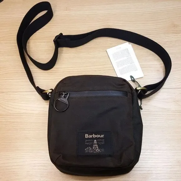 BARBOUR Mens Field Wax Crossbody Bag Olive Black